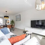 Lecomte - Rose D'ivry-3 Bedroom W Free Parking Garage - Large Terrace - Quiet Area & Walking Distance From The Sea! 223 * Ostende