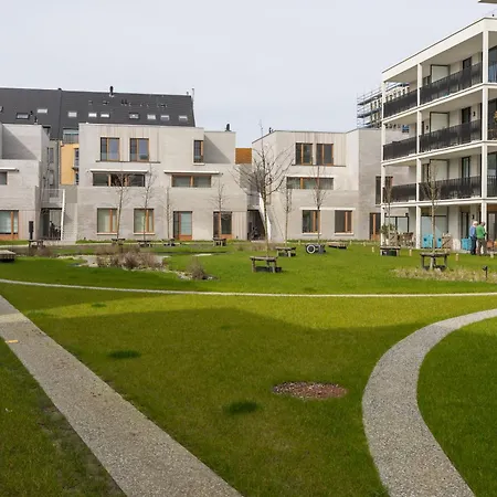 Lecomte - Rose D'ivry-3 Bedroom W Free Parking Garage - Large Terrace - Quiet Area & Walking Distance From The Sea! 223 Apartman Ostende
